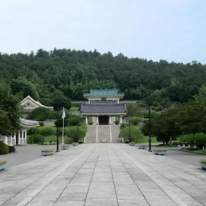 denbasta-forest.busan-hotelsweb.com/